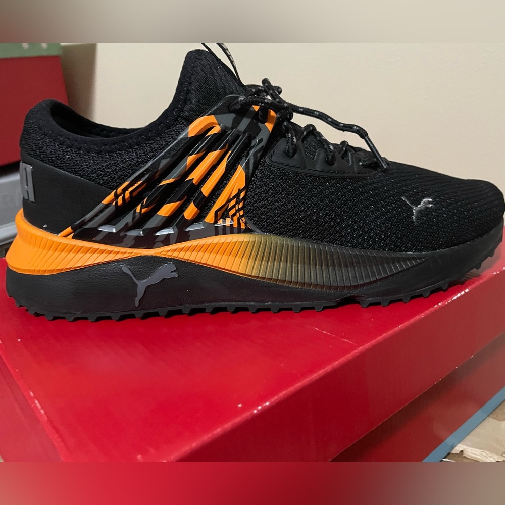 Puma Pacer Future Ultra Black Orange Sneakers worn once